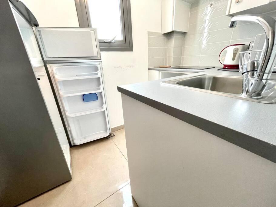 Demetra 1 Bdr Down Town Nicosia By Platform 357 Apartment ภายนอก รูปภาพ