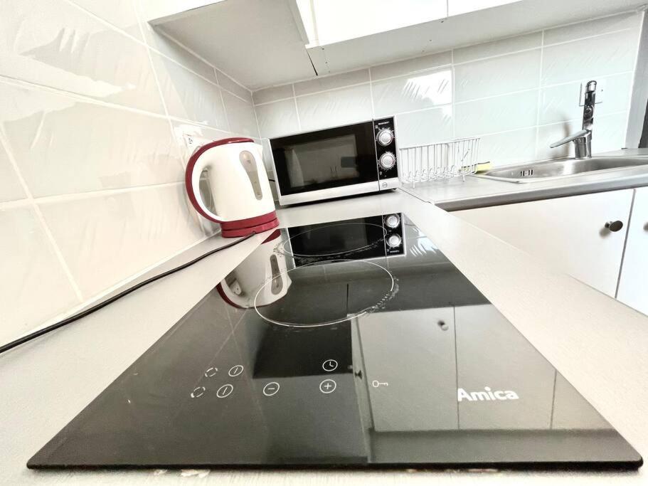 Demetra 1 Bdr Down Town Nicosia By Platform 357 Apartment ภายนอก รูปภาพ